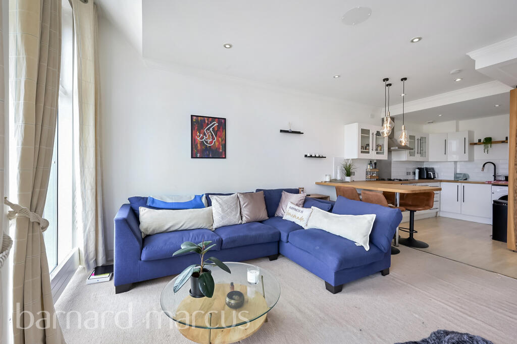 Coral Row, London photo 4