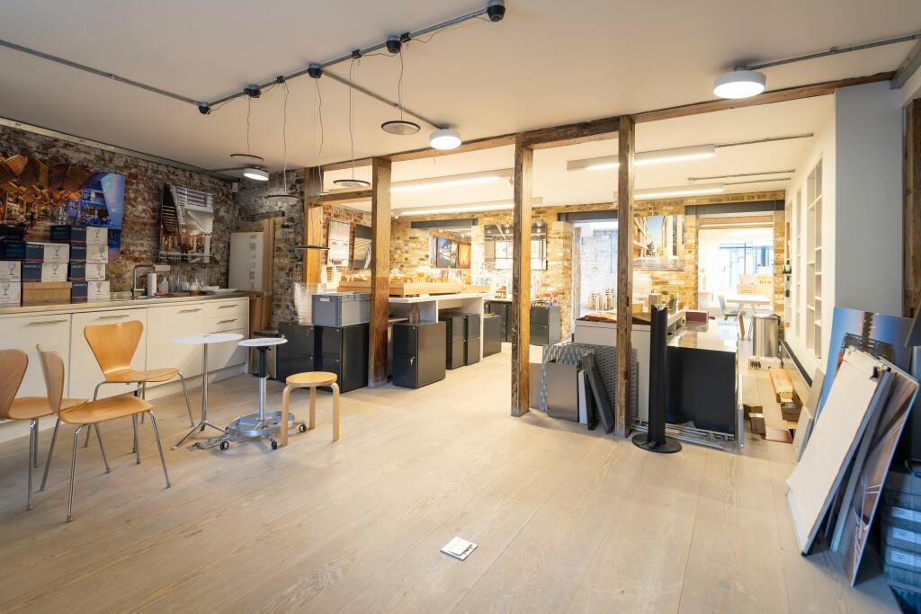 1 Rawstorne Place - 1st floor