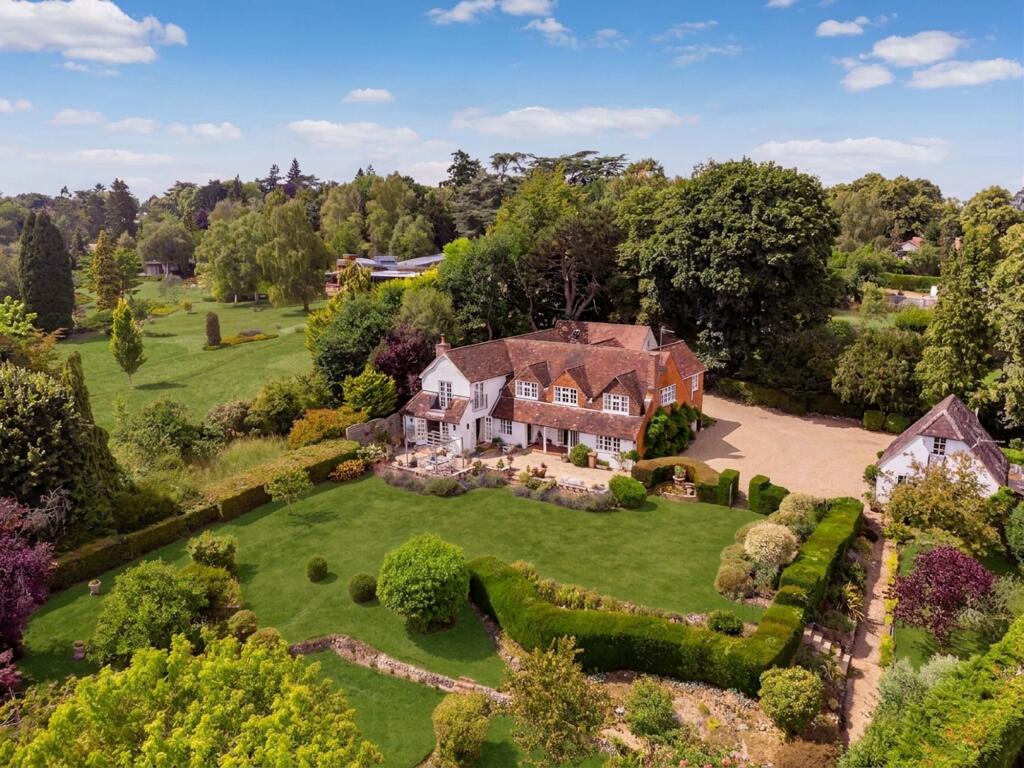 Main image of property: Harpsden Way, Henley-On-Thames, RG9