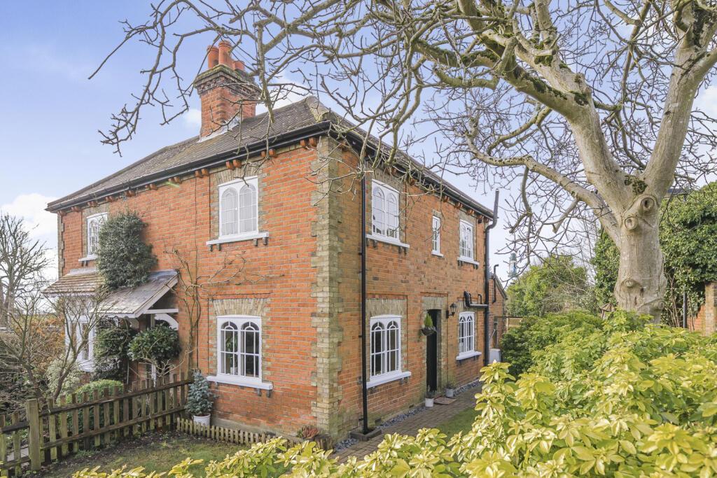 Main image of property: Green Lane, Stanmore, HA7