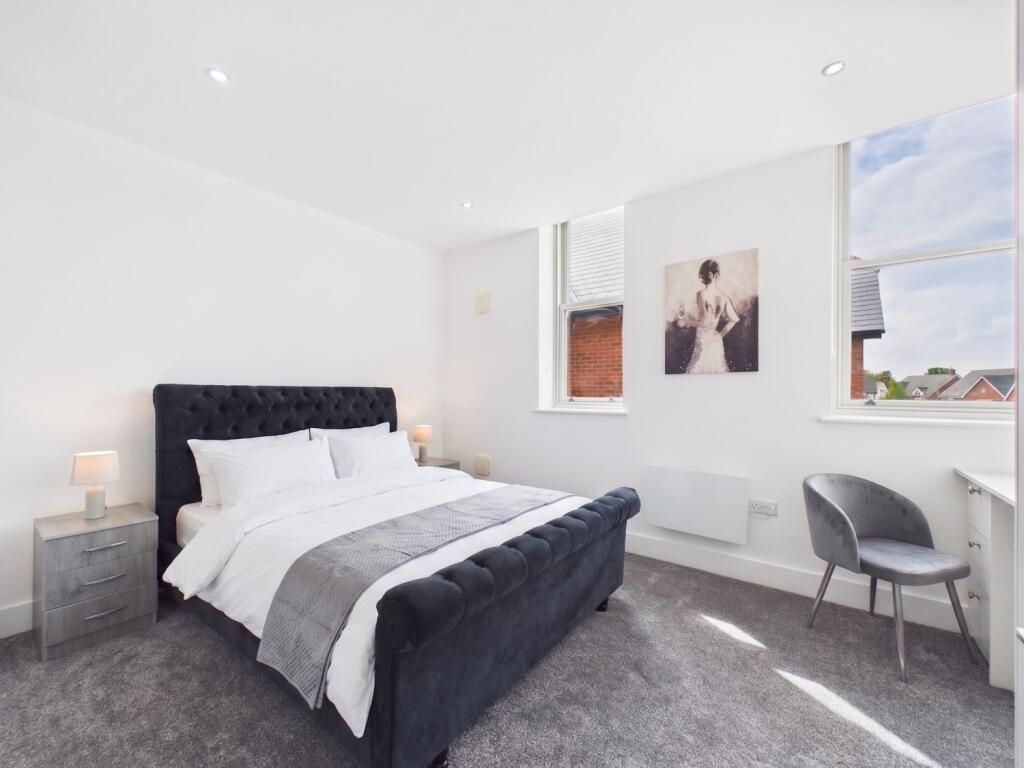 Apartment in Stockport - View 4