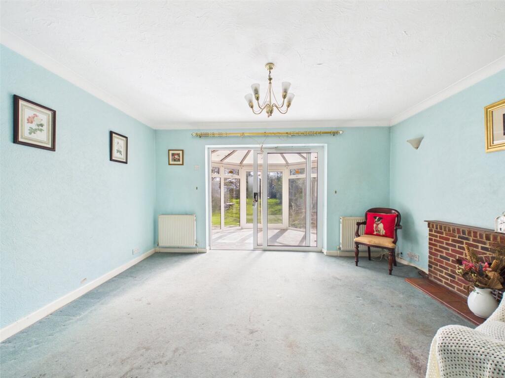 Footners Lane, Burton, Christchurch, Dorset, BH23 photo 4