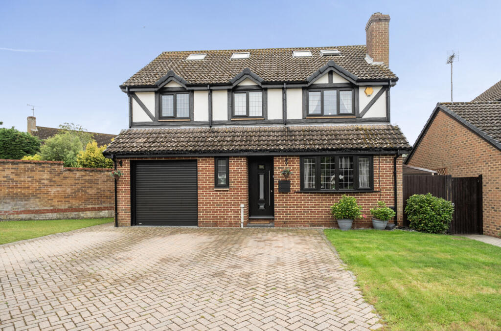 Main image of property: Huddington Glade, Yateley, Hampshire
