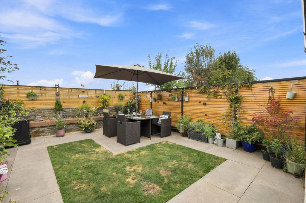 House in Rochford - View 4