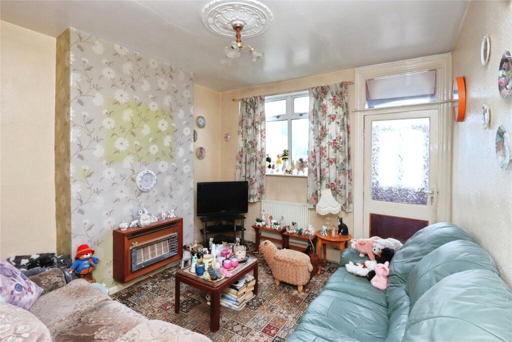 Station Road, Dinnington, Sheffield, South Yorkshire, S25 photo 4