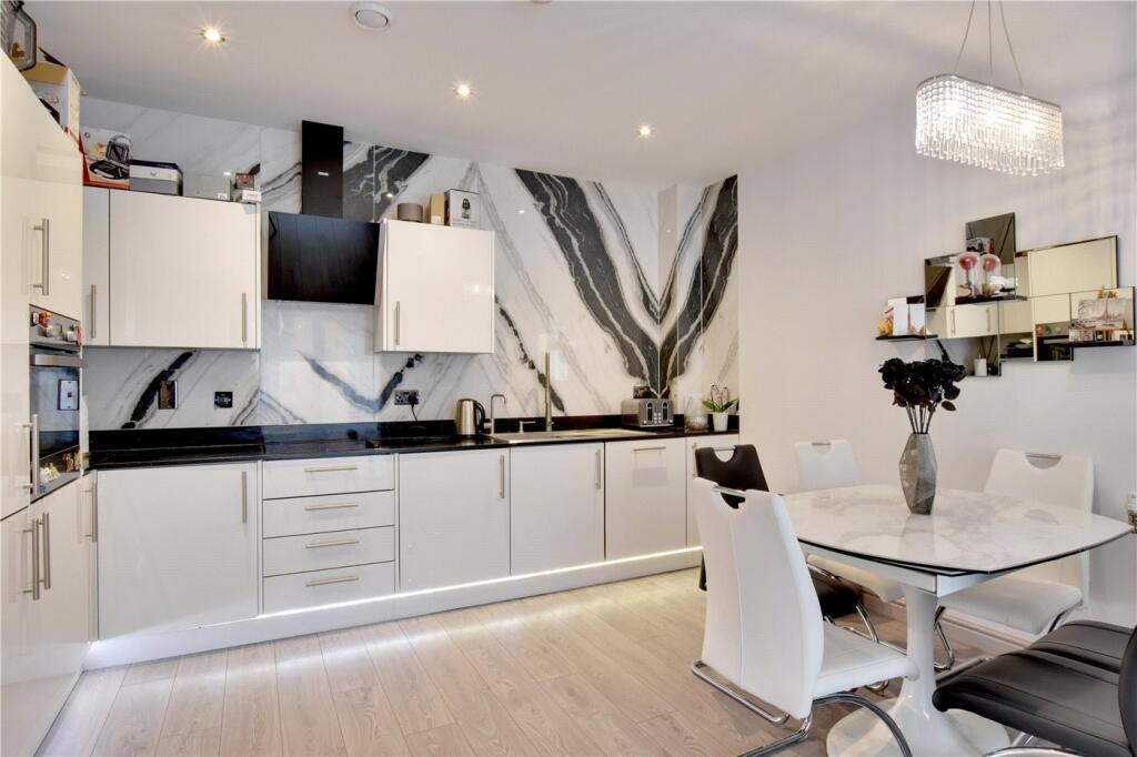Apartment in London, Royal Borough of Greenwich - View 2