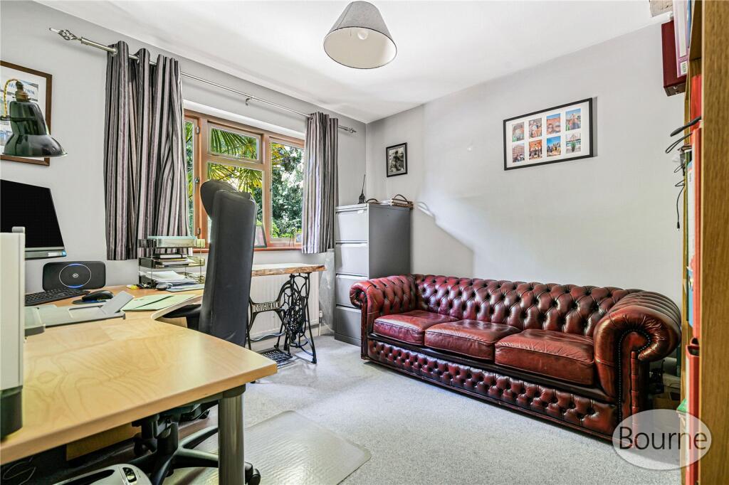 Sandy Lane, Cobham, Surrey, KT11 – pohled 6