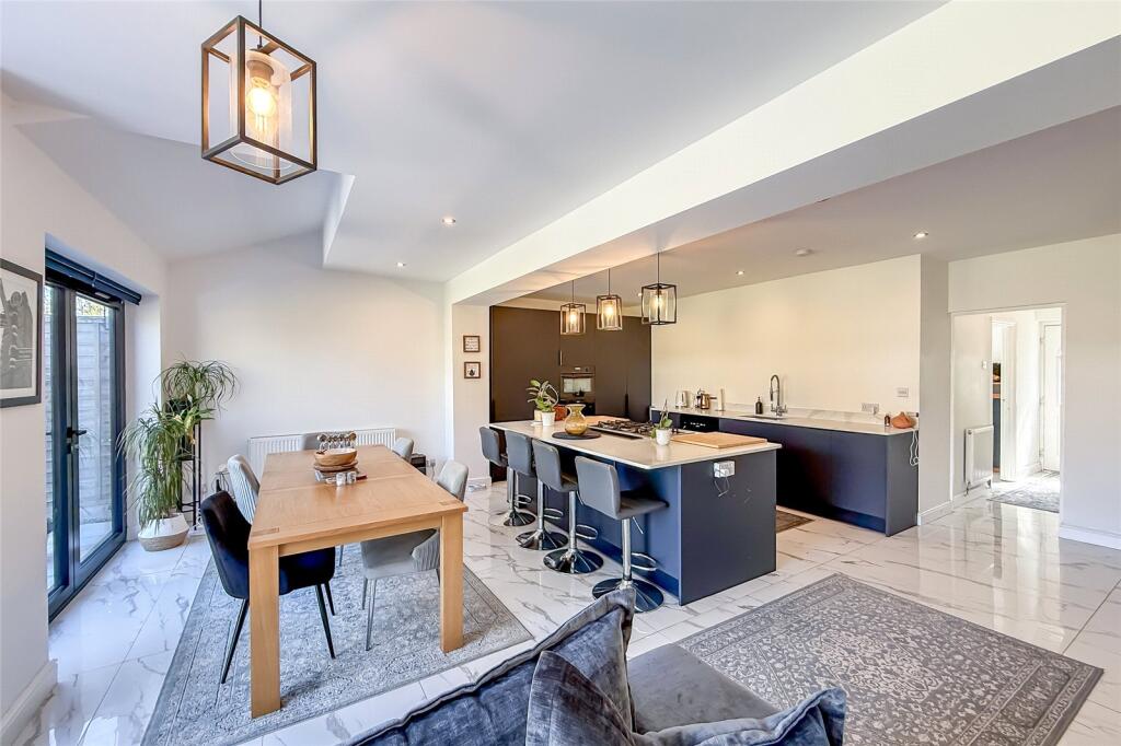 Additional image 16 of Manor Road, London Colney, St. Albans, Hertfordshire, AL2