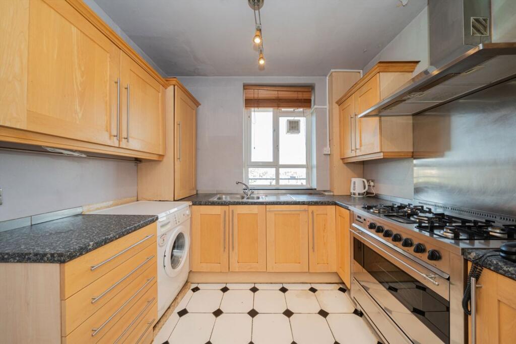 Apartment in London - View 2