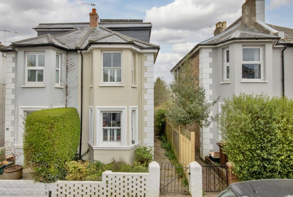 Main image of property: Queens Road, tunbridge Wells TN4