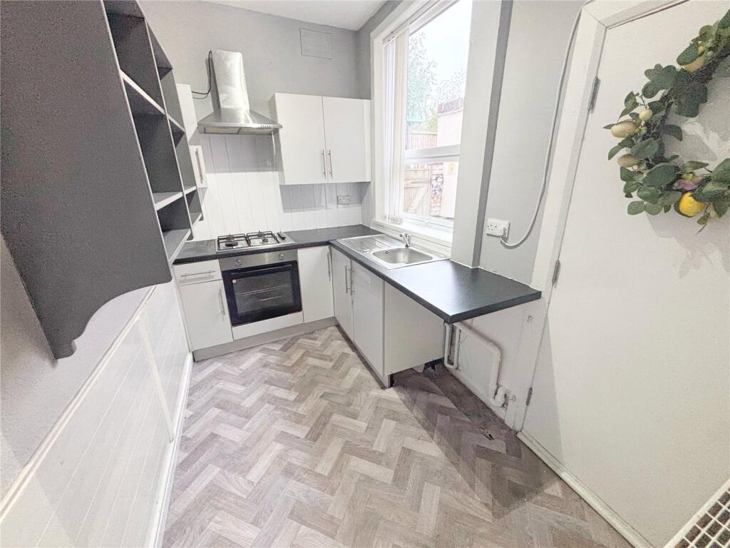 Radclyffe Street, Middleton, Manchester, M24 photo 3