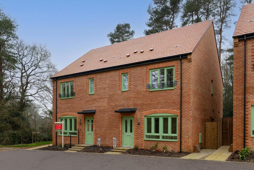 Main image of property: Bepton Road,
Midhurst,
GU29 9QX
