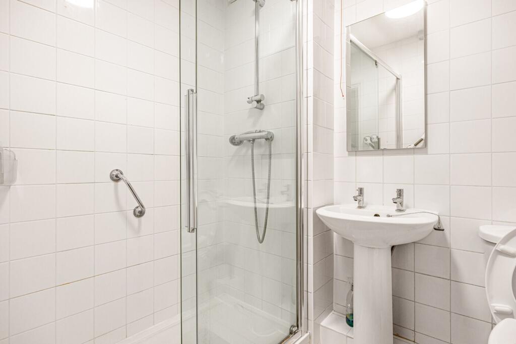 Apartment in Oxford - View 5