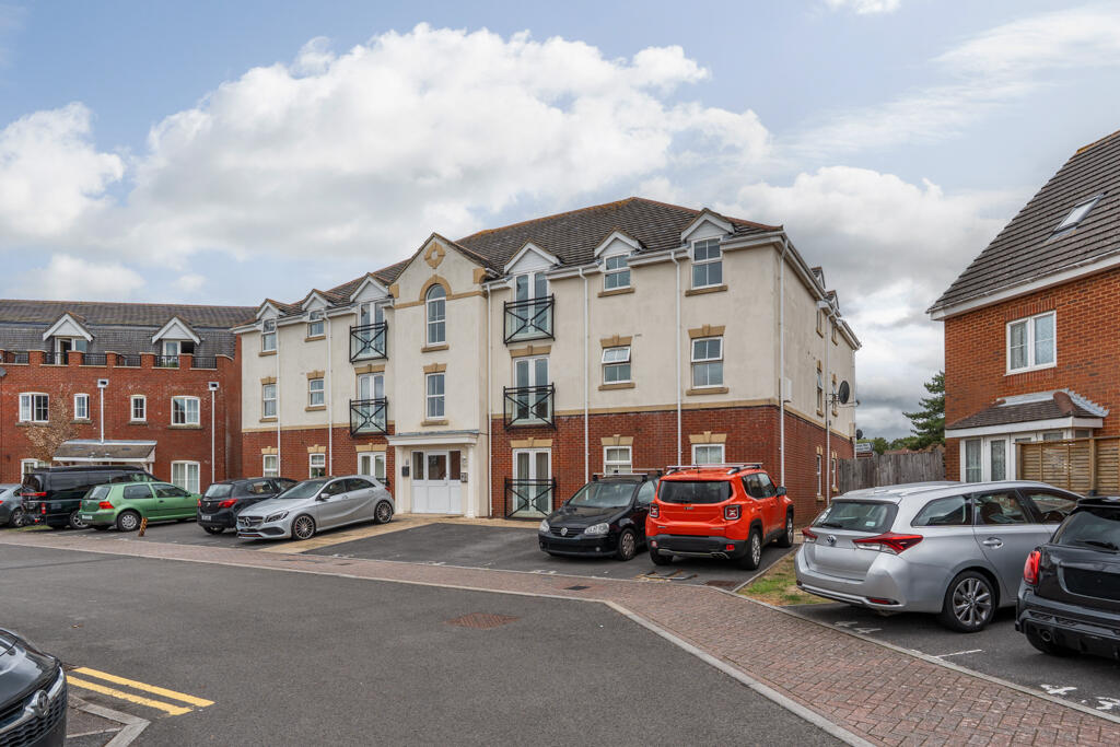 Main image of property: Avro Court, Hamble-le-rice, Hampshire
