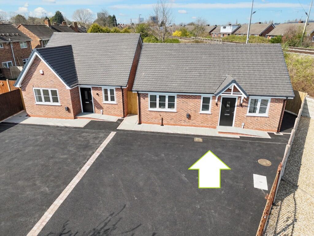 Rudge Avenue, Lanesfield, Wolverhampton, West Midlands, WV1 - View 3