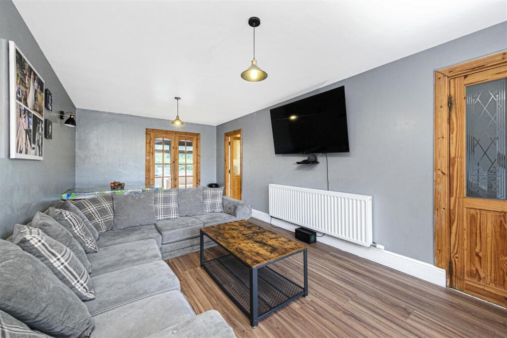 House in Ceres, Bridgend, Fife - View 2