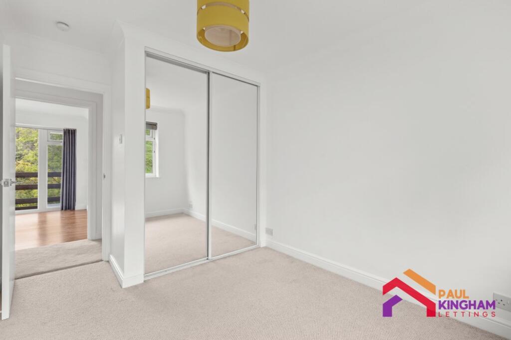Apartment in Hemel Hempstead - View 5