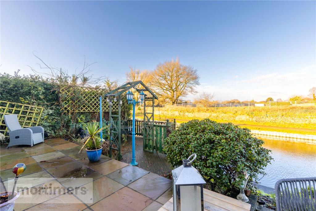 Firtrees Drive, Blackburn, Lancashire, BB2 photo 3