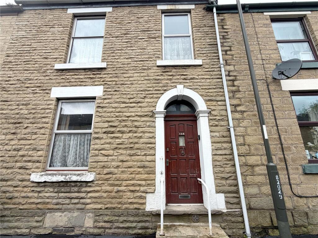 Main image of property: Victoria Street, Glossop, Derbyshire, SK13