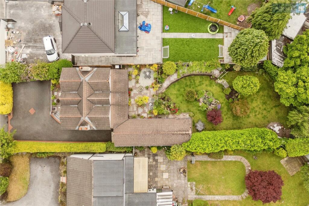 Crewe Road, Wistaston, Crewe, Cheshire, CW2 photo 4