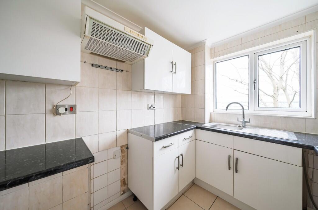 Apartment in Epping Forest, Waltham Abbey - View 5