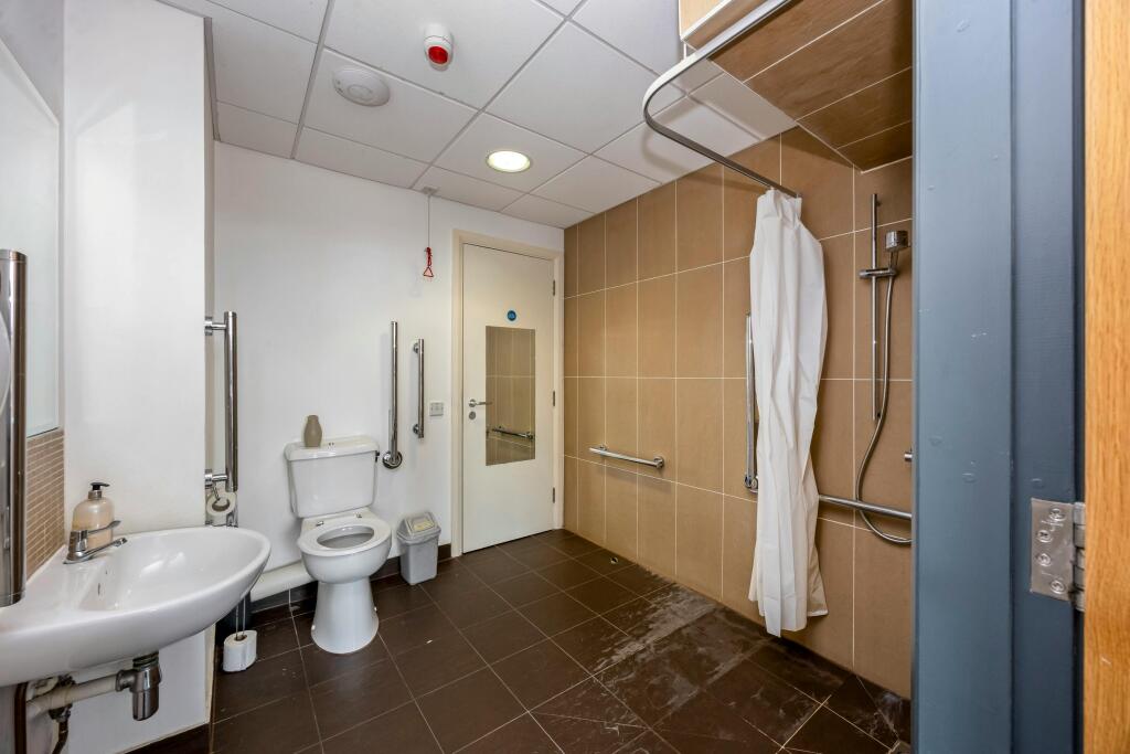 Hunns Mere Way, BLB House Unit 15-004.JPG
