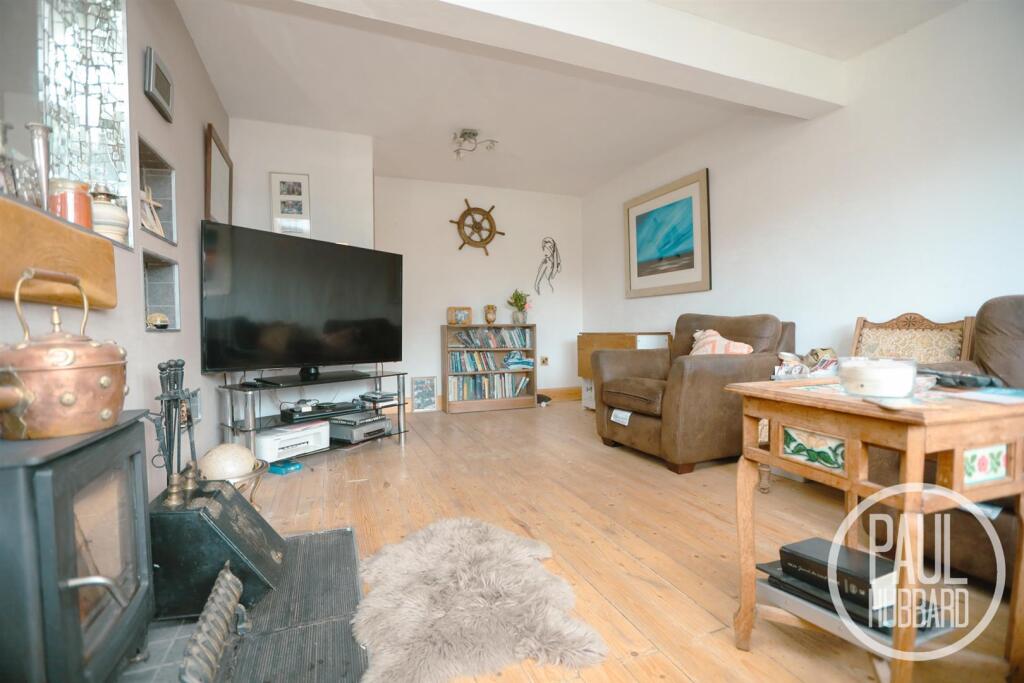 Glebe Road East, Kessingland, NR33 photo 2