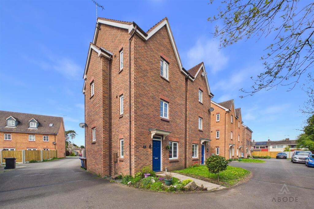 4-bed house on St. Matthews Street, Burton-On-Trent, £250,000
