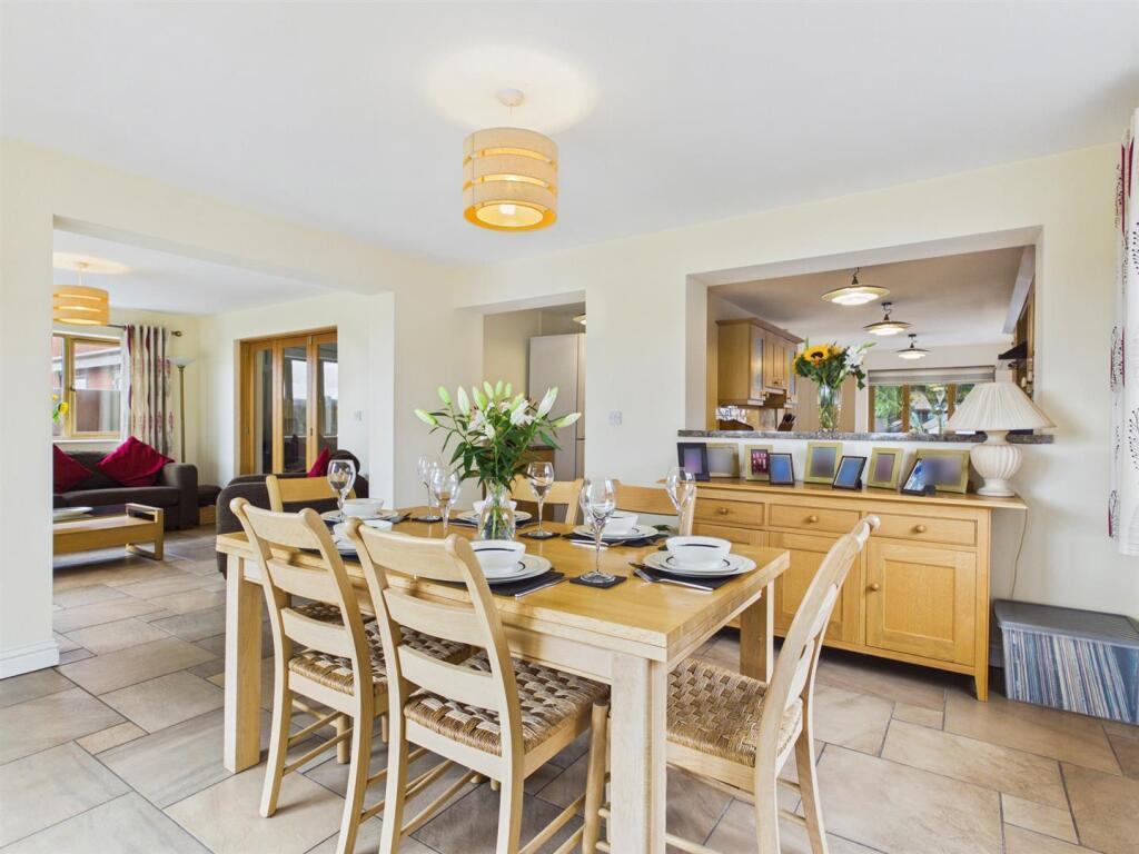 House in Wyre Forest, Kidderminster - More