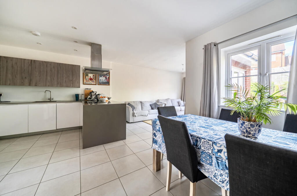 House in Reading - View 5
