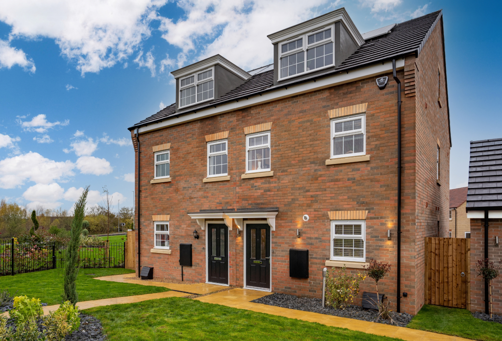 Main image of property: Great North Road, Fernwood,
Newark,
Nottinghamshire,
NG243GJ