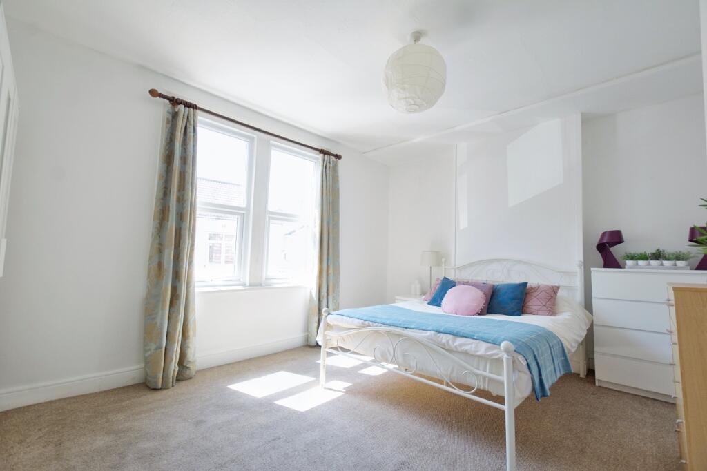 4 bedroom terraced house for rent