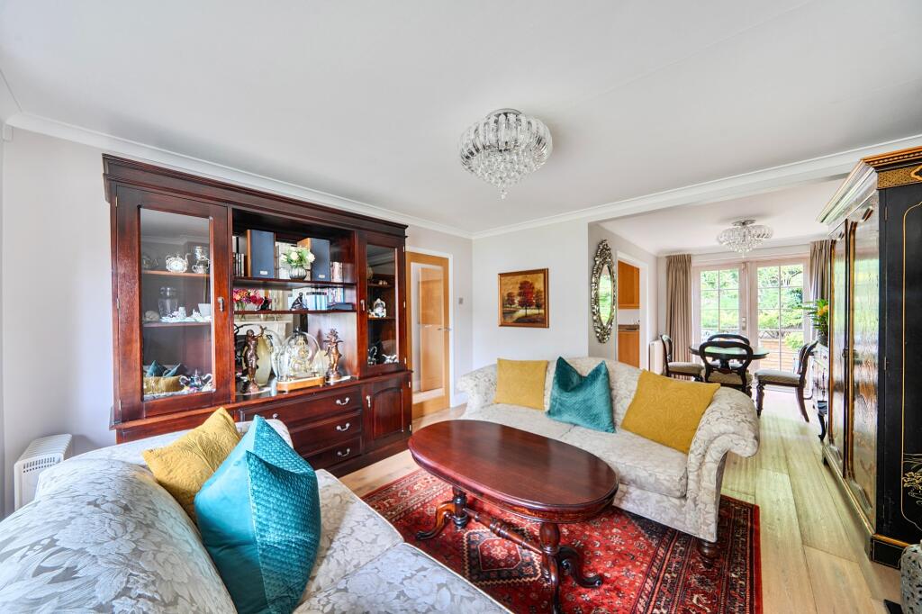 House in Enfield - View 5