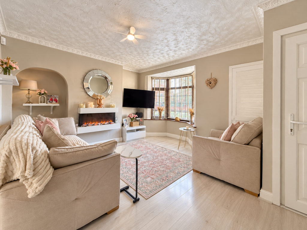 Harlow Grove, Hall Green, B28 9QA photo 2