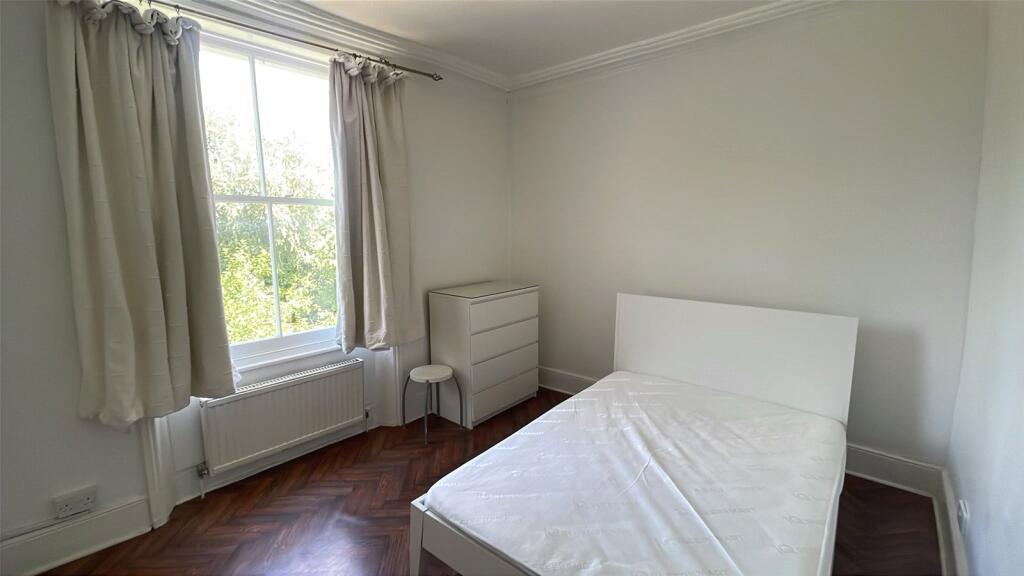 Main image of property: 15 Moorland Road, London, SW9
