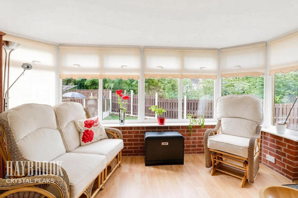 House in Sheffield, Badger Estate, Woodhouse - More