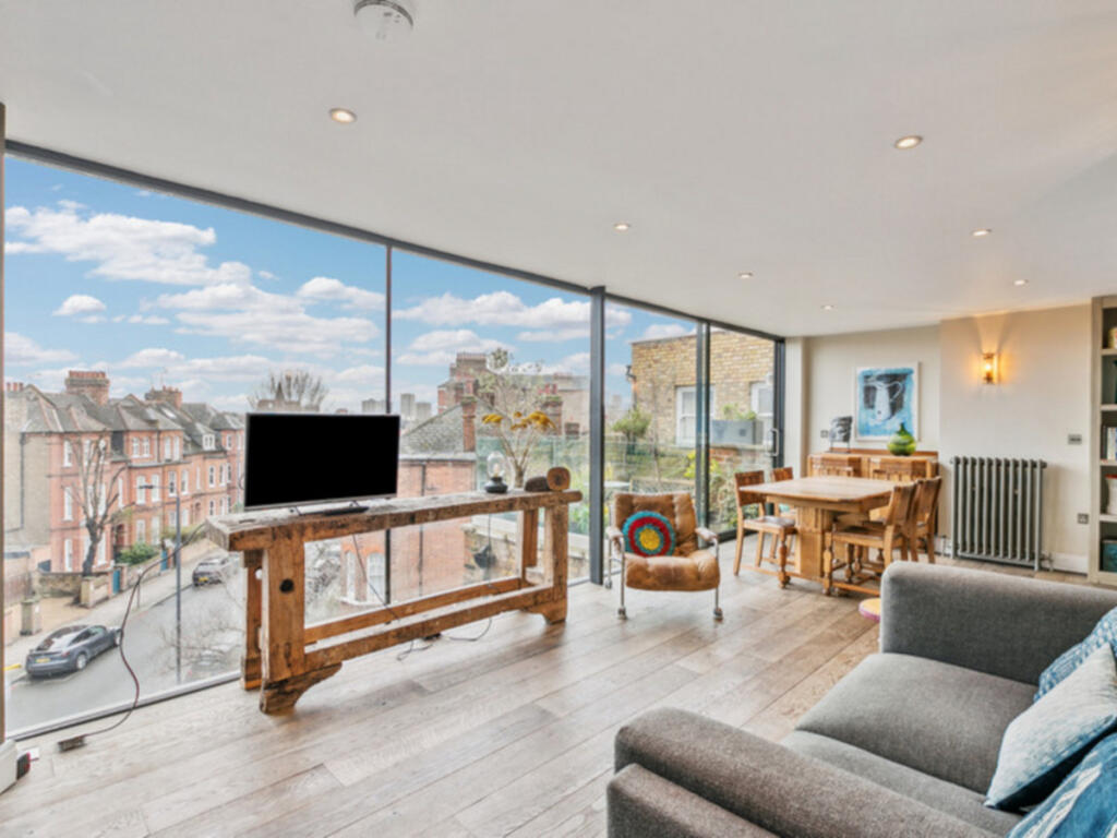 Main image of property: Prince Of Wales Drive, London, SW11