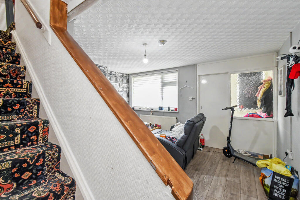 Dan-yr-heol, Aberdare photo 4