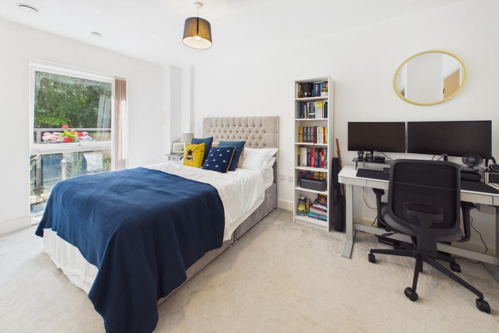 Apartment in Dacorum, Nash Mills - View 5