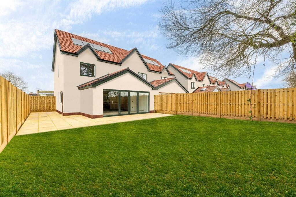 3, The Orchard, Sturton by Stow, Lincoln, Lincolnshire, LN1 photo 3