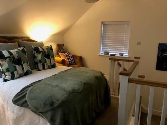 Annexe bedroom.jpg