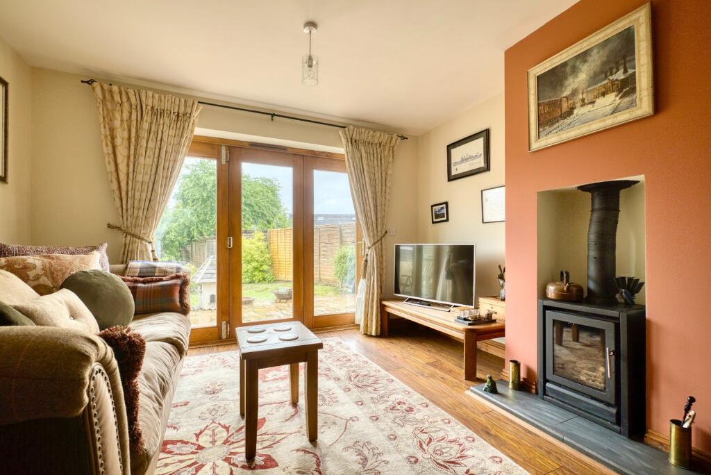 Central location - Combe Batch, Wedmore photo 4
