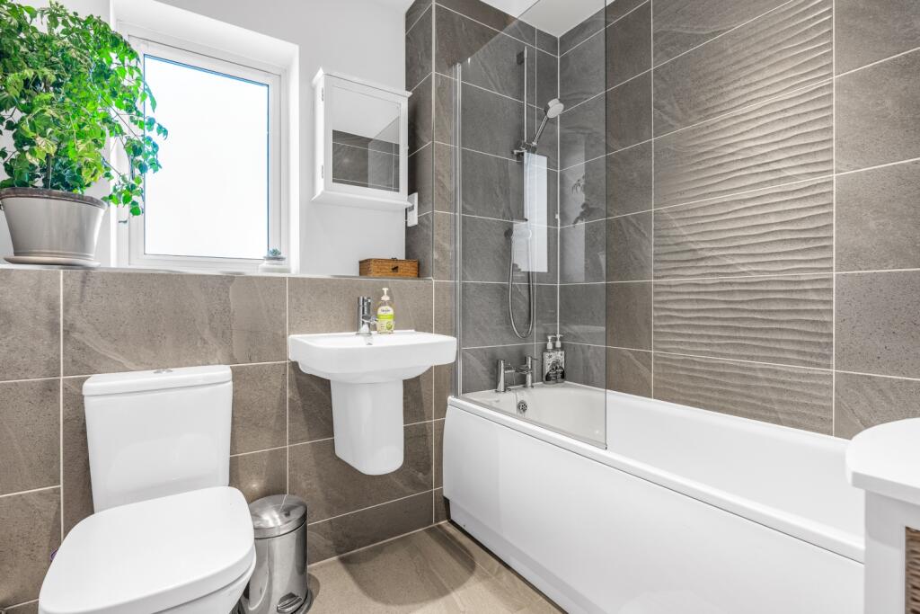 Additional image 20 of Queens Avenue, Welwyn Garden City, Hertfordshire, AL7