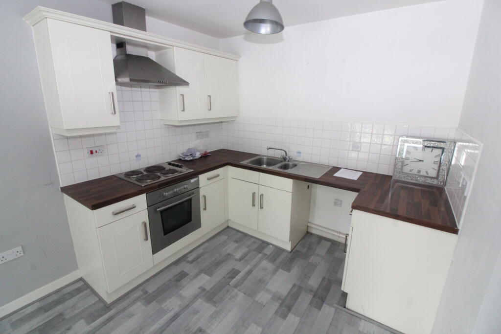 Apartment in Warrington - View 4