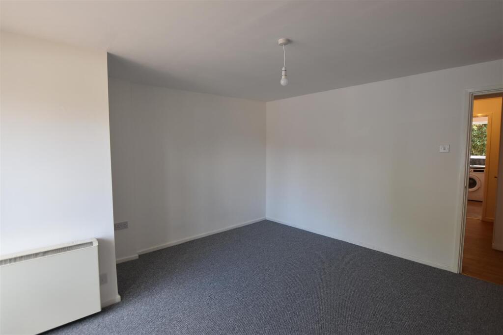 Apartment in Bicester - More