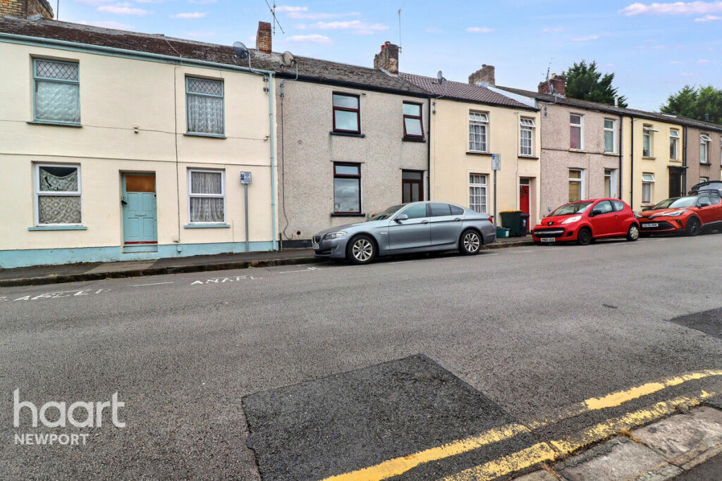 St Mary Street, Newport photo 2