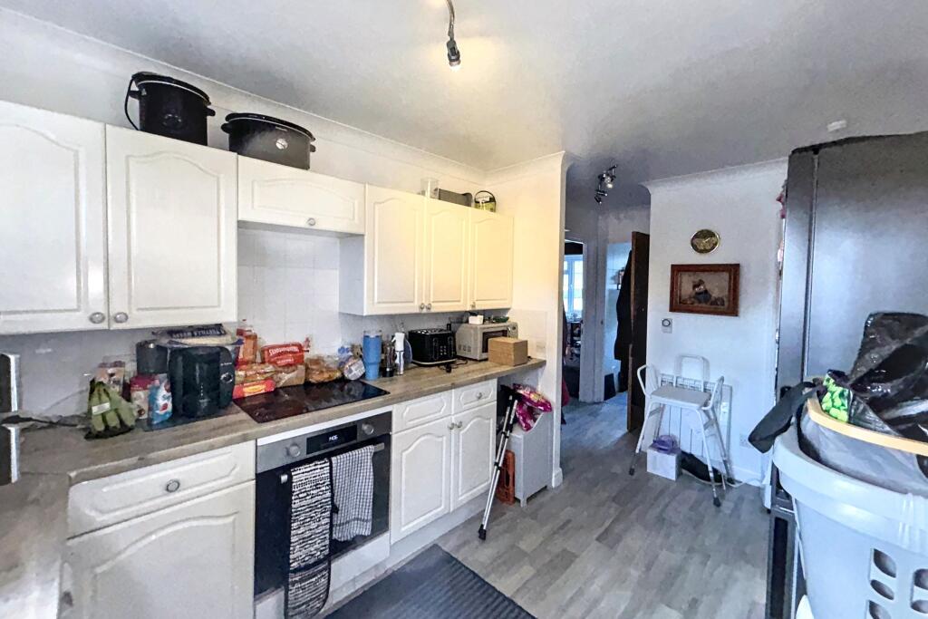 Apartment in Tonbridge - View 4