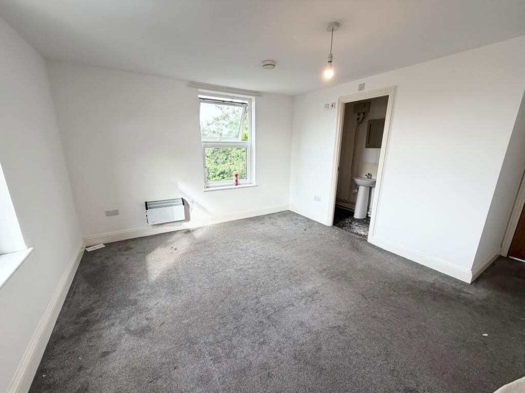 Apartment in Peterborough, Woodston - More