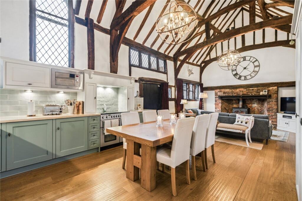 House in South Oxfordshire, Henley-on-Thames - More