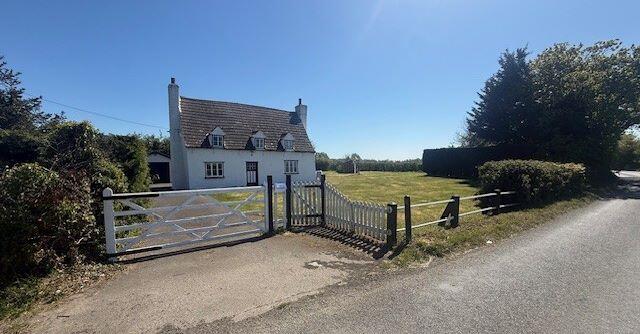 Main image of property: The Compasses, Clacton Road, Stones Green, Harwich, Essex, CO12 5BX